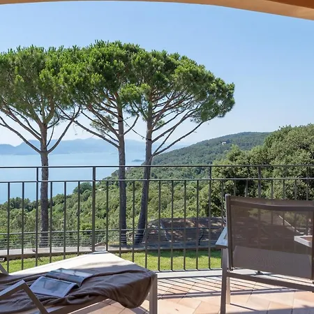 Golfo Dei Poeti Relais & 5* アメーリア
