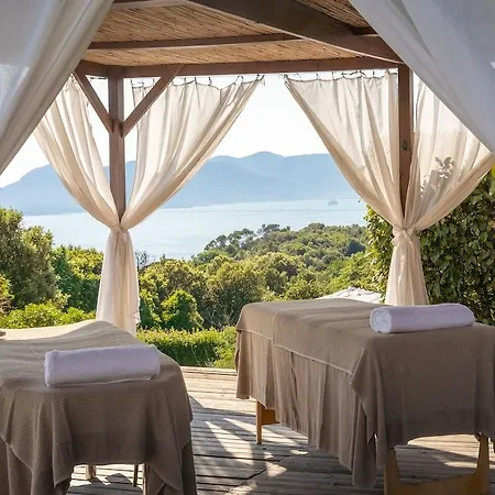 Hotel Golfo Dei Poeti Relais & 5*
