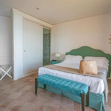 Golfo Dei Poeti Relais & アメーリア