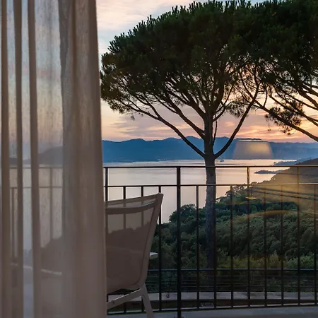 ホテル Golfo Dei Poeti Relais & アメーリア