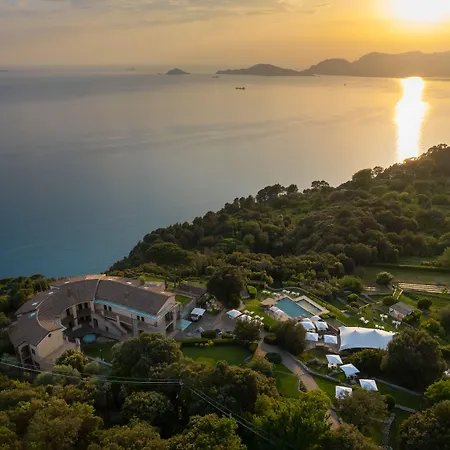 Golfo Dei Poeti Relais & 5* アメーリア