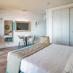 Hotel Golfo Dei Poeti Relais & 5*