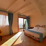 Hotel Golfo Dei Poeti Relais &