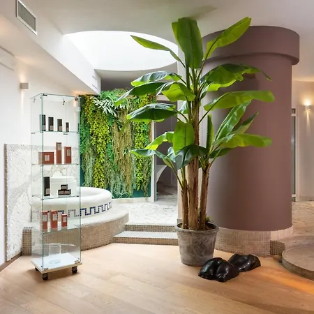 Golfo Dei Poeti Relais & Szálloda