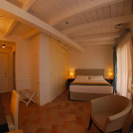 Hotel Golfo Dei Poeti Relais &