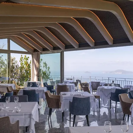 Golfo Dei Poeti Relais & 5*
