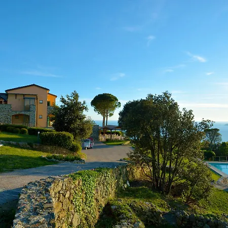 호텔 Golfo Dei Poeti Relais & 5*