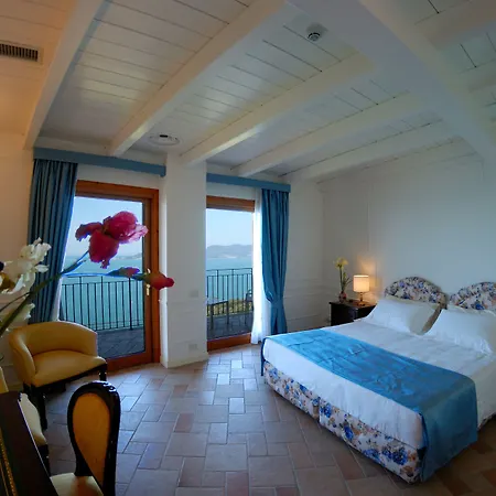 Golfo Dei Poeti Relais & Otel