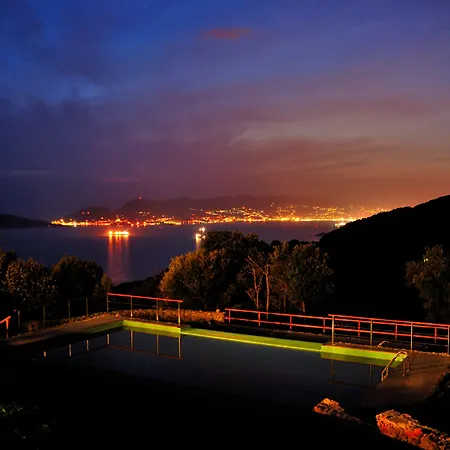 Otel Golfo Dei Poeti Relais &
