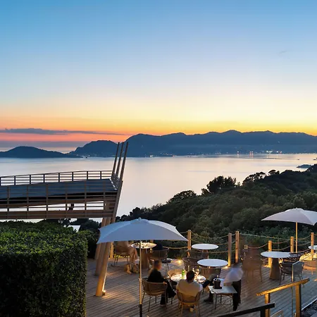 Hotel Golfo Dei Poeti Relais &
