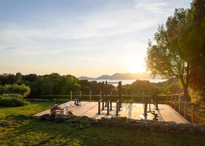 Golfo Dei Poeti Relais & 5* אמליה