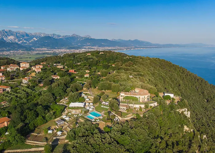 Hotell Golfo Dei Poeti Relais & Ameglia